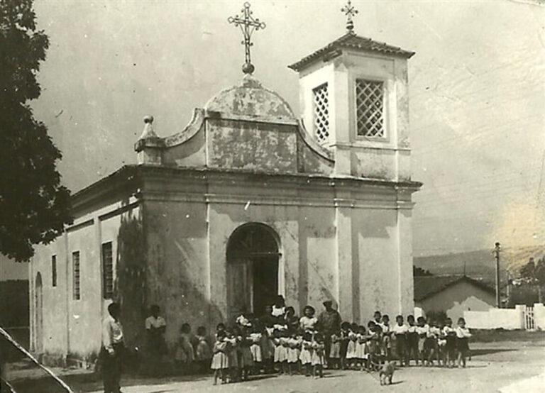 Capela de Santa Cruz. Valinhos, SP, 1964. Acervo Haroldo Pazinatto/APHV
