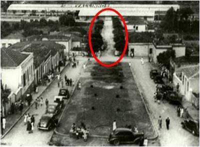 Foto: Vista parcial do Largo São Sebastião. Valinhos, SP, cerca 1948. Acervo Haroldo Pazinatto